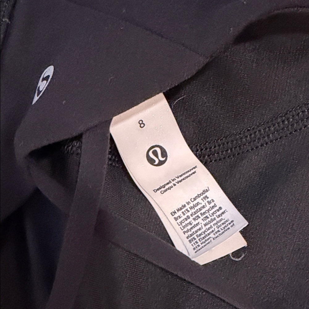 lululemon athletica Cross-Back Sports Bra - Picture 3 of 3